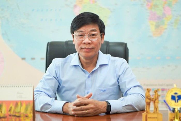 Phó Giáo sư, Tiến sĩ Nguyễn Xuân Hoàn - Hiệu trưởng Trường Đại học Công Thương Thành phố Hồ Chí Minh. Ảnh: Website trường. thay-hoan.jpg