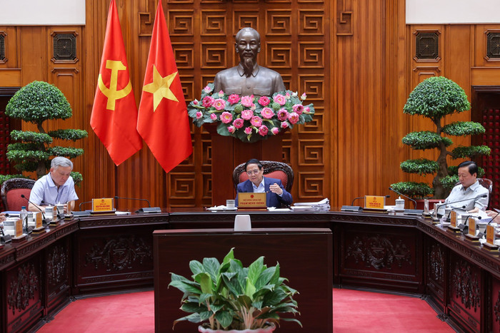 Theo Thủ tướng, cần khuyến khích, phát huy sự sáng tạo, tính độc đáo, tinh thần thi đua giữa các bộ, ngành, địa phương, cơ quan, đơn vị tham gia Triển lãm. Ảnh: VGP/Nhật Bắc. img8677-1754479515451848391847.jpg