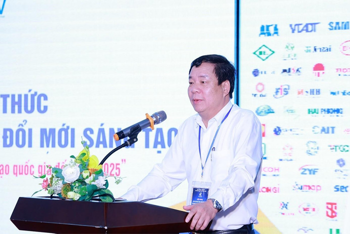 Phó Giáo sư, Tiến sĩ Vũ Đình Ngọ - Chủ tịch Hội đồng trường, Trường Đại học Điện lực. Ảnh: website nhà trường. thay-ngo-1.png