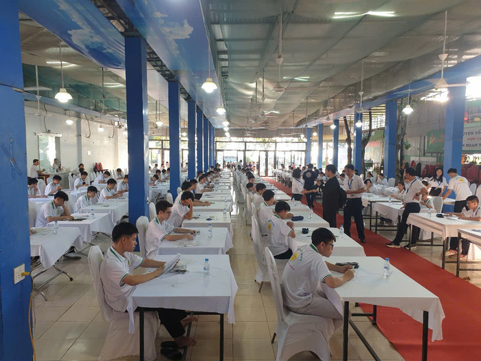 104 thí sinh xuất sắc nhất bước vào chung kết Cuộc thi Olympic Hoá học 19-5 năm 2025. thi-sinh.jpg