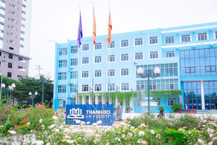 Trường Đại học Thành đô. Ảnh website nhà trường. anh-truong-2.jpg