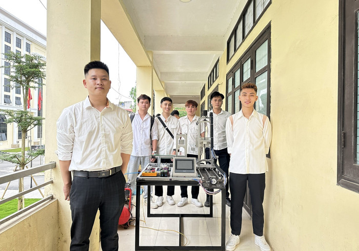 Sinh viên Khoa Cơ khí, Trường Đại học Sư phạm Kỹ thuật Hưng Yên. Ảnh: website nhà trường. sv-hung-yen-1.jpg