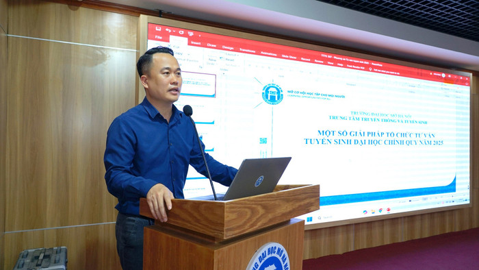 Thạc sĩ Đỗ Ngọc Anh – Giám đốc Trung tâm Truyền thông và Tuyển sinh, Trường Đại học Mở Hà Nội. Ảnh: NVCC. thay-ngoc-anh-5582.jpg