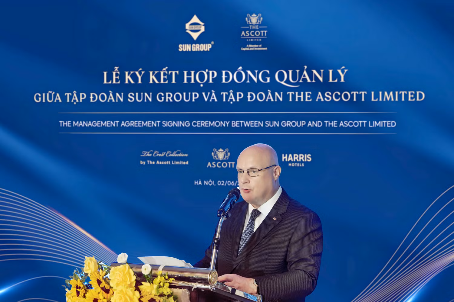ong-david-cumming-tong-quan-ly-khu-vuc-dong-duong-the-ascott-limited.jpg