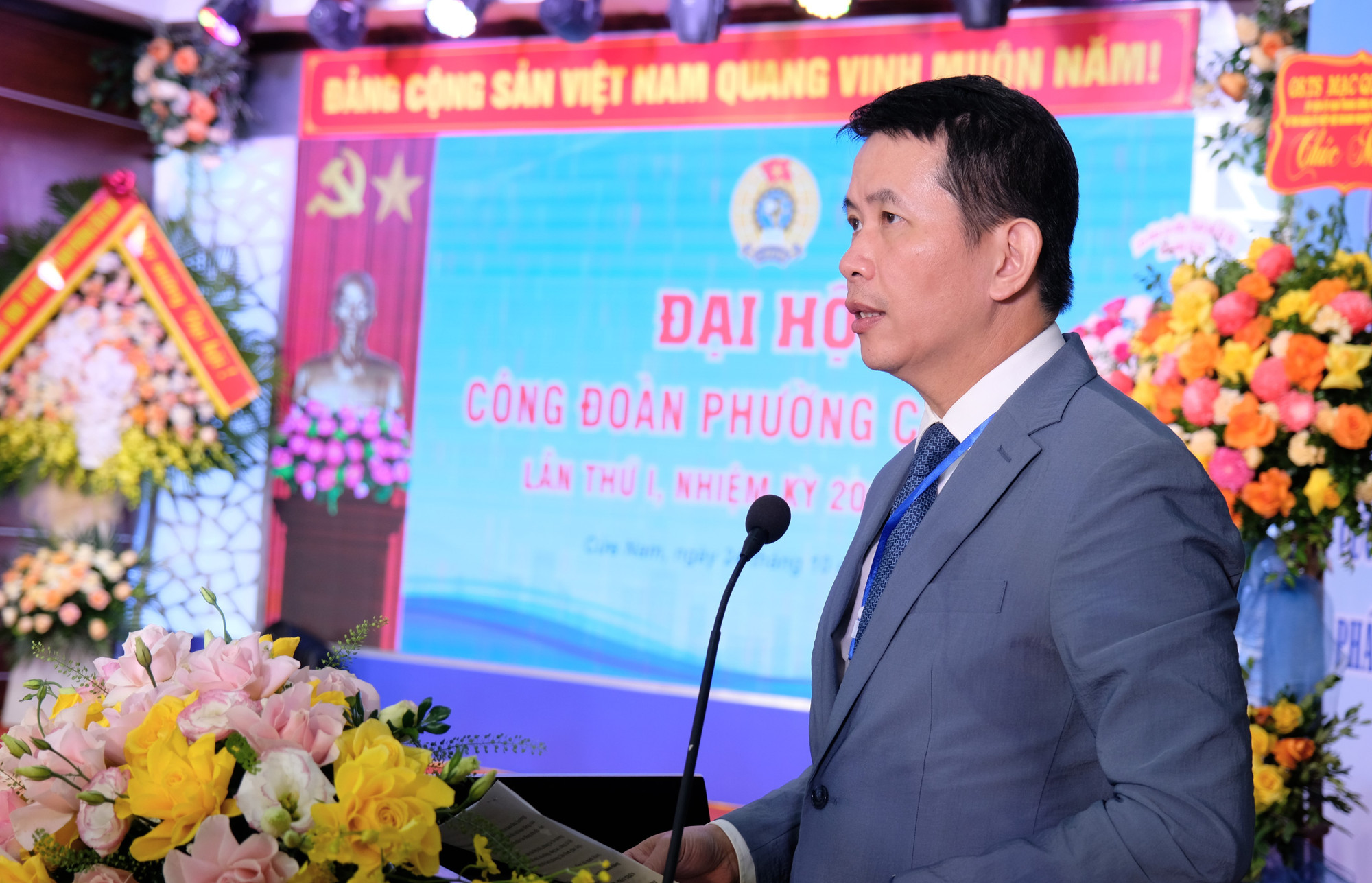 Ông Phạm Tuấn Long - Thành ủy viên, Bí thư Đảng ủy, Chủ tịch Hội đồng nhân dân phường Cửa Nam. dscf1363.jpg