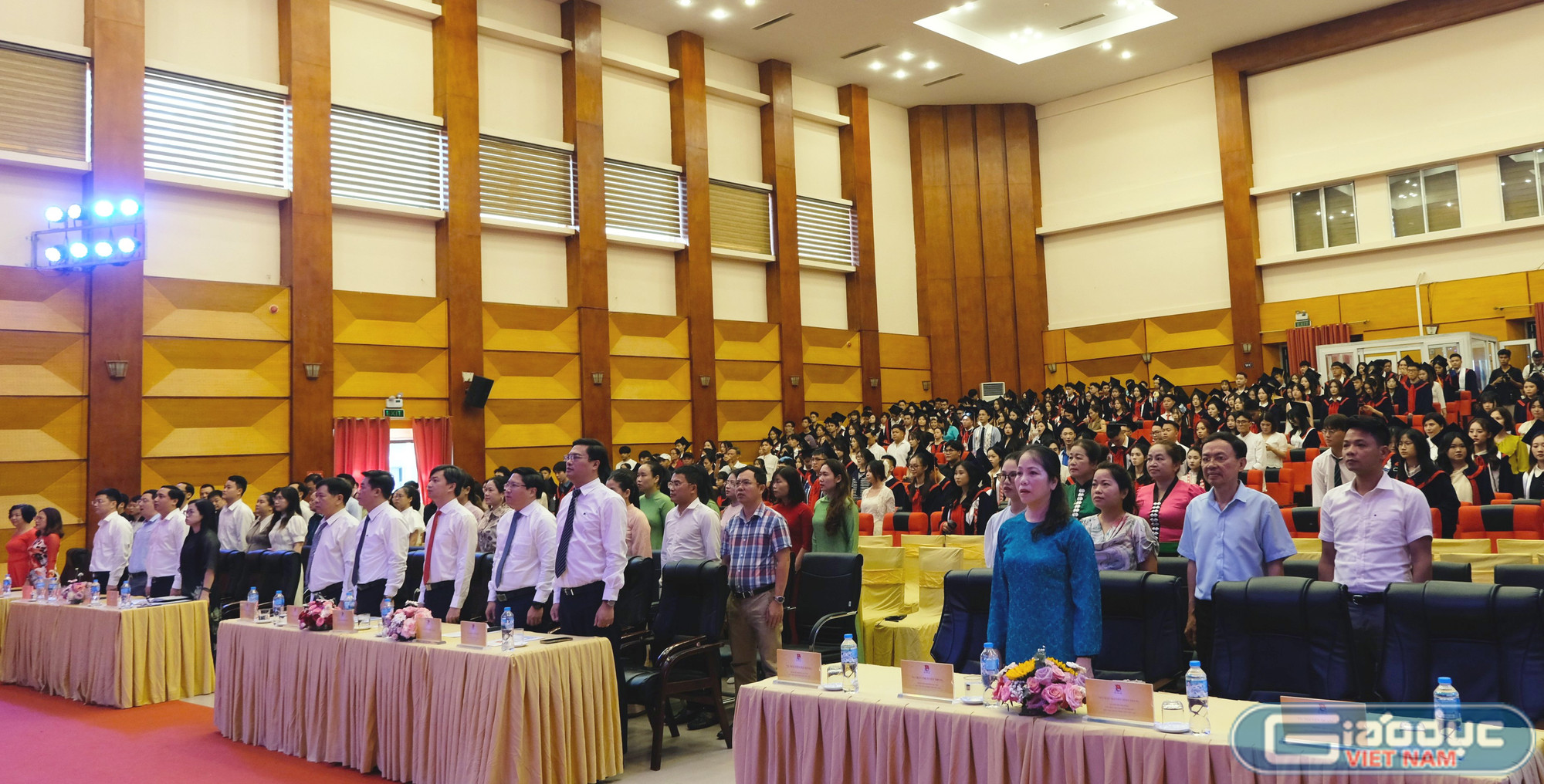 Toàn cảnh buổi lễ tổng kết và trao bằng tốt nghiệp đại học đợt 1 năm 2025 của Học viện Thanh thiếu niên Việt Nam. gdvn-toan-canh.jpg
