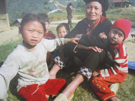 Nghỉ ngời, vui đùa bên các con.