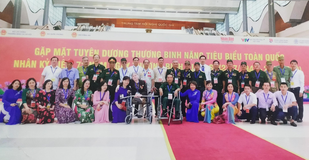 Thầy giáo Trần Quang Liệu là 1 trong 500 thương binh nặng tiêu biểu toàn quốc được tuyên dương năm 2019. (Ảnh: Ngân Chi).