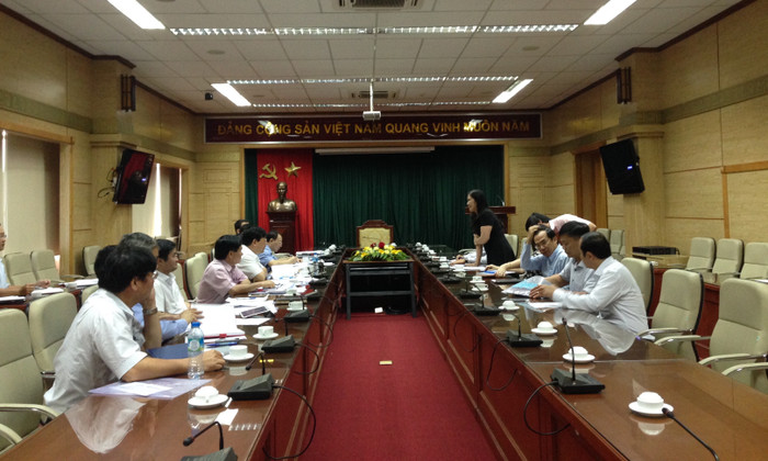 Bà Tôn Thị Ngọc Hạnh - Phó chủ tịch Ủy ban Nhân dân tỉnh Đắk Nông phát biểu tại buổi làm việc. Bà Tôn Thị Ngọc Hạnh - Phó chủ tịch Ủy ban Nhân dân tỉnh Đắk Nông phát biểu tại buổi làm việc.