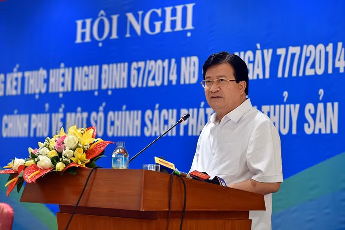 Đừng gây thêm thiệt hại cho ngư dân vươn khơi, bám biển ảnh 2