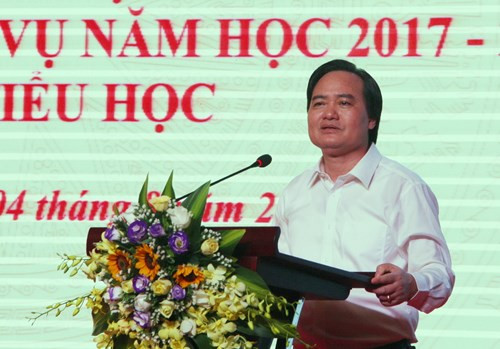 Bộ trưởng Phùng Xuân Nhạ yêu cầu các Sở Giáo dục và Đào tạo phải rà soát lại, nếu trường nào chưa đủ điều kiện, chỉ áp dụng những yếu tố tích cực của mô hình VNEN. Nơi nào đủ điều kiện thì tiếp tục áp dụng VNEN. ảnh: vgp. Bộ trưởng Phùng Xuân Nhạ yêu cầu các Sở Giáo dục và Đào tạo phải rà soát lại, nếu trường nào chưa đủ điều kiện, chỉ áp dụng những yếu tố tích cực của mô hình VNEN. Nơi nào đủ điều kiện thì tiếp tục áp dụng VNEN. ảnh: vgp.