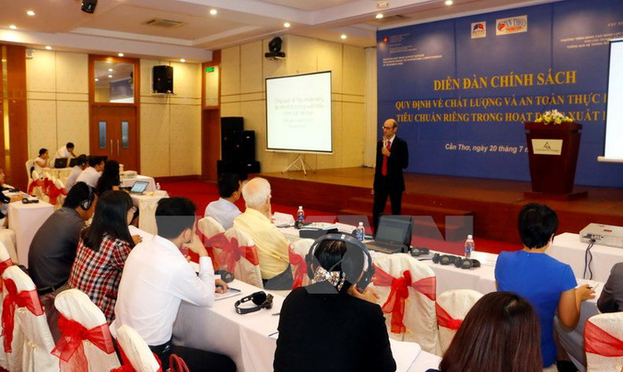 Hầu hết nông sản Việt Nam phân phối tại thị trường EU đều được đóng mác Trung Quốc, Nhật Bản... do Việt Nam xuất nguyên liệu thô qua các nước này. ảnh: Vietnamplus. Hầu hết nông sản Việt Nam phân phối tại thị trường EU đều được đóng mác Trung Quốc, Nhật Bản... do Việt Nam xuất nguyên liệu thô qua các nước này. ảnh: Vietnamplus.