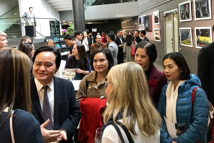 Ban giám hiệu hệ thống Trường Việt Úc Hà Nội và Trường Lê Quý Đôn trong chuyến công tác cùng Bộ trưởng Bộ Giáo dục và Đào tạo tại ba nước Bắc Âu.