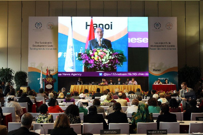 Chủ tịch Quốc hội Nguyễn Sinh Hùng: "Bình đẳng giới và trao quyền cho phụ nữ luôn là chính sách nhất quán của Việt Nam". ảnh: ipu việt nam. Chủ tịch Quốc hội Nguyễn Sinh Hùng: "Bình đẳng giới và trao quyền cho phụ nữ luôn là chính sách nhất quán của Việt Nam". ảnh: ipu việt nam.