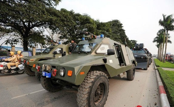 Hàng trăm xe thiết giáp được huy động đảm bảo an toàn IPU - 132. ảnh: infonet.