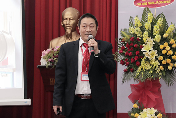 Tiến sĩ Vũ Dương. (Ảnh: website Trường Đại học Duy Tân).