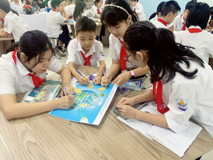 Học sinh Trường Trung học cơ sở Hoàng Hoa Thám, quận Ba Đình, Hà Nội. (Ảnh: website nhà trường). Học sinh Trường Trung học cơ sở Hoàng Hoa Thám, quận Ba Đình, Hà Nội. (Ảnh: website nhà trường).