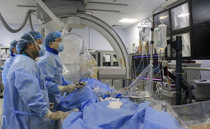 Bệnh viện E có đội ngũ bác sĩ giỏi và trang thiết bị y tế hiện đại. ảnh: TX. Bệnh viện E có đội ngũ bác sĩ giỏi và trang thiết bị y tế hiện đại. ảnh: TX.