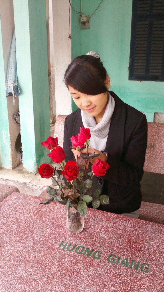 Thiên Trang là người thân thiện, hoà đồng, thích kết bạn và tham gia các hoạt động tình nguyện. Có khả năng văn nghệ, thích nấu ăn và đi du lịch, yêu quý động vật nhất là mèo Thiên Trang là người thân thiện, hoà đồng, thích kết bạn và tham gia các hoạt động tình nguyện. Có khả năng văn nghệ, thích nấu ăn và đi du lịch, yêu quý động vật nhất là mèo