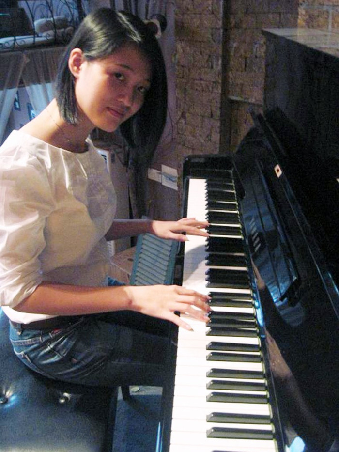 Yêu ca hát và có khả năng biên đạo múa là 1 trong số những sở thích đặc biệt mà Linh yêu mến. Yêu ca hát và có khả năng biên đạo múa là 1 trong số những sở thích đặc biệt mà Linh yêu mến.