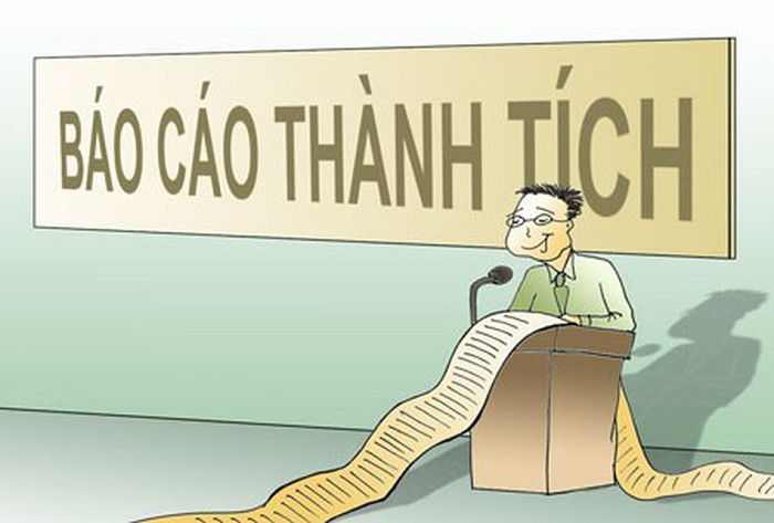 Bệnh thành tích của nhiều trường học hiện nay khá nặng (Ảnh minh họa: Cổng thông tin Học viện Báo chí và Tuyên truyền) Bệnh thành tích của nhiều trường học hiện nay khá nặng (Ảnh minh họa: Cổng thông tin Học viện Báo chí và Tuyên truyền)