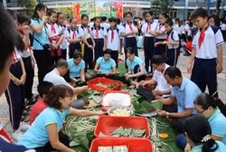 Tết, sao thầy cô lại ra bài tập cho học trò của mình? ảnh 3