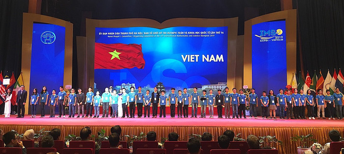 Các thí sinh đoàn Việt Nam tham dự Kỳ thi Olympic Toán và Khoa học Quốc tế lần thứ 16 (IMSO 2019). Các thí sinh đoàn Việt Nam tham dự Kỳ thi Olympic Toán và Khoa học Quốc tế lần thứ 16 (IMSO 2019).
