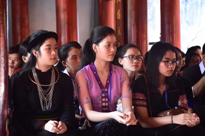 Các học sinh tiêu biểu được vinh danh đều có thành tích học tập tốt, đạt nhiều kết quả cao trong các kỳ thi quốc gia, các cuộc thi sáng tạo khoa học kỹ thuật.