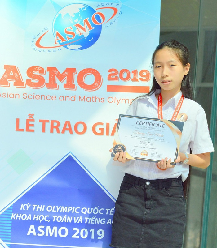 Bạn Trương Tuệ Minh học lớp 7A1 đạt thành tích cao tại vòng 2 kỳ thi ASMO năm 2019. Bạn Trương Tuệ Minh học lớp 7A1 đạt thành tích cao tại vòng 2 kỳ thi ASMO năm 2019.