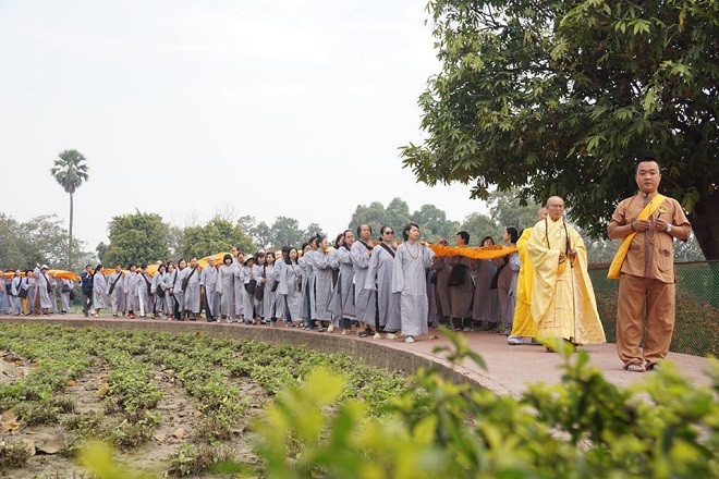 Khách sạn ngay bên các thánh địa Phật giáo, có thể đi bộ đi tham quan. Khách sạn ngay bên các thánh địa Phật giáo, có thể đi bộ đi tham quan.