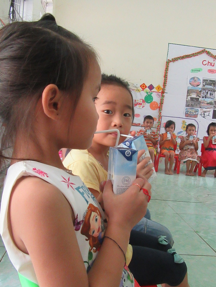 TH TrueMilk đang có nhiều đóng góp tích cực vào Chương trình Sữa học đường triển khai trên toàn quốc. ảnh: Th.H TH TrueMilk đang có nhiều đóng góp tích cực vào Chương trình Sữa học đường triển khai trên toàn quốc. ảnh: Th.H