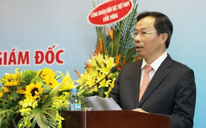 Ông Thiều Kim Quỳnh - Chủ tịch Kiêm Tổng Giám đốc EVNNPC yêu cầu tất cả cán bộ nhân viên của Tổng Công ty và các đơn vị thành viên tiếp tục nỗ lực hoàn thành tốt nhất nhiệm vụ năm 2017. Ông Thiều Kim Quỳnh - Chủ tịch Kiêm Tổng Giám đốc EVNNPC yêu cầu tất cả cán bộ nhân viên của Tổng Công ty và các đơn vị thành viên tiếp tục nỗ lực hoàn thành tốt nhất nhiệm vụ năm 2017.