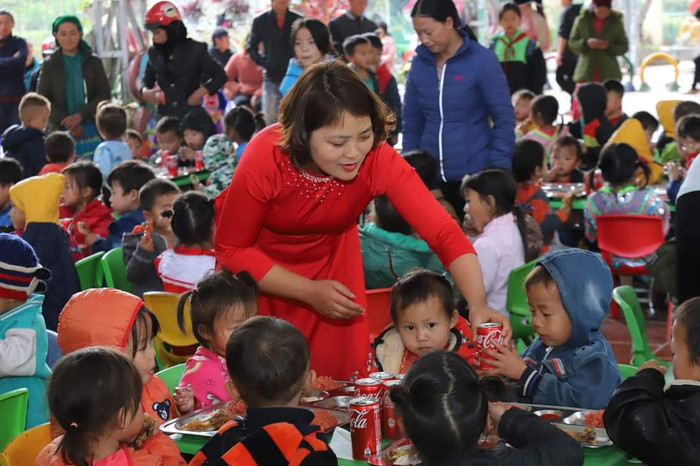 Nhà giáo Nguyễn Thị Hạnh – Hiệu trưởng Trường Mầm non Pả Vi. (Ảnh: NVCC).