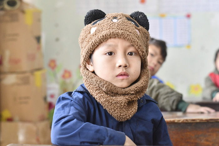 Em Vàng Mí Bình, học sinh lớp 2, điểm trường Hấu Chua thích được đi học để biết chữ, sau này đi dạy học giống như cô Bút. (Ảnh: Ngọc Mai). Em Vàng Mí Bình, học sinh lớp 2, điểm trường Hấu Chua thích được đi học để biết chữ, sau này đi dạy học giống như cô Bút. (Ảnh: Ngọc Mai).