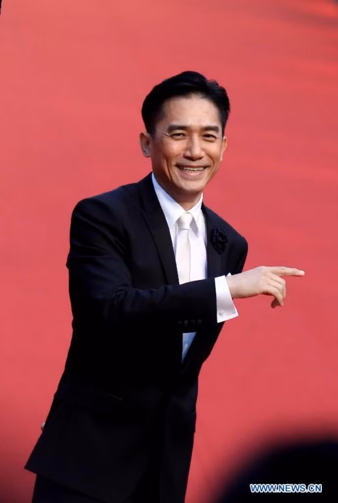 Đạo diễn Lương Triều Vỹ hào hứng có mặt tại LHP.