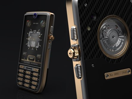 Điện thoại Chairman: Chairman của Ulysse Nardin là chiếc smartphone chạy hệ điều hành Android đắt nhất thế giới. Sản phẩm bao gồm cả màn hình cảm ứng lẫn phím cứng vật lý. Phím âm lượng của máy rất giống nút bấm trên 1 chiếc đồng hồ đeo tay. Thân răng giữa thậm chí còn có thể được dùng để tạo ra năng lượng cho máy điện thoại. Giá 49.500 USD. Điện thoại Chairman: Chairman của Ulysse Nardin là chiếc smartphone chạy hệ điều hành Android đắt nhất thế giới. Sản phẩm bao gồm cả màn hình cảm ứng lẫn phím cứng vật lý. Phím âm lượng của máy rất giống nút bấm trên 1 chiếc đồng hồ đeo tay. Thân răng giữa thậm chí còn có thể được dùng để tạo ra năng lượng cho máy điện thoại. Giá 49.500 USD.