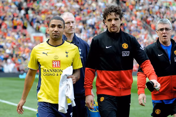 Nhưng chấn thương đã đe dọa sự nghiệp của Hargreaves.