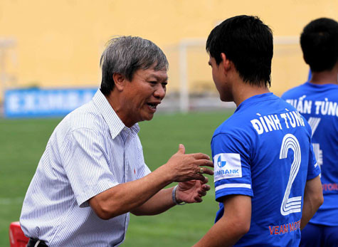 Hải "lơ" và Tùng "con" đều rời Thanh Hóa. Ảnh: Quang Minh