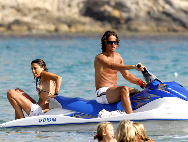 14. Diễn viên, MC María José Suárez và VĐV tennis Feliciano López (2009)