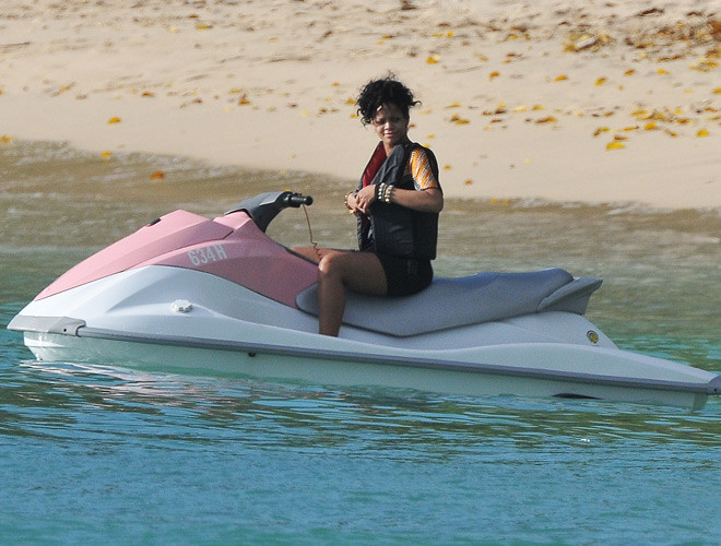 32. Ca sĩ Rihanna (2009)