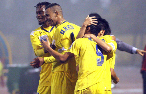 SLNA tiếp tục chuỗi phong độ ấn tượng. Ảnh: Quang Minh