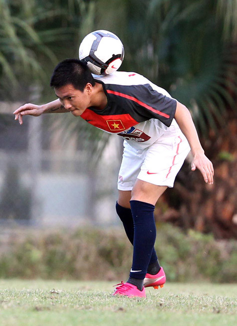 Công Vinh gần như chắc chắn sẽ Nam tiến thi đấu. Ảnh: Quang Minh