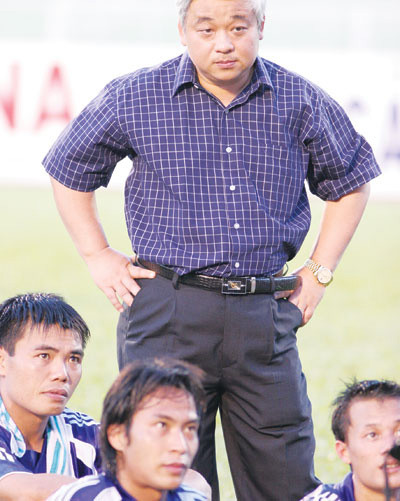 Ý tưởng về một giải bóng đá ngoài V-League của bầu Kiên có khả thi? Ý tưởng về một giải bóng đá ngoài V-League của bầu Kiên có khả thi?