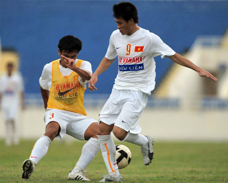 Tương lai Công Vinh lại "nóng" hơn với thương vụ mang tên SK Slavia Prague. Ảnh: Minh Hoàng