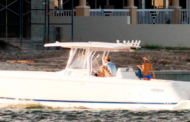 Enrique Iglesias và Anna Kournikova là một cặp đôi đã quá nổi tiếng trong làng thể thao cũng như giới showbiz. Enrique Iglesias và Anna Kournikova là một cặp đôi đã quá nổi tiếng trong làng thể thao cũng như giới showbiz.