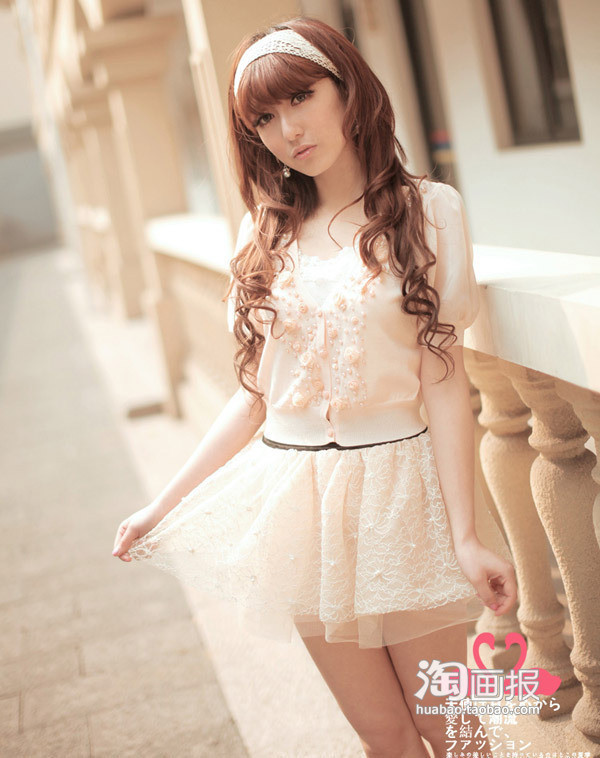 Váy ren - Sự lựa chọn của mùa Thu ảnh 16