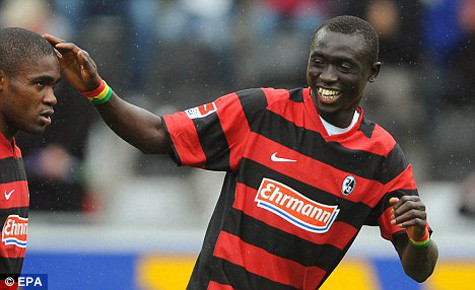 Papiss Demba Cisse. Papiss Demba Cisse.