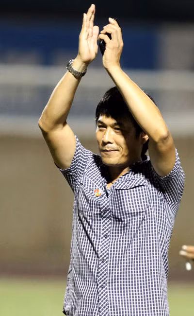 Hữu Thắng đã có danh hiệu đầu tiên trên cương vị HLV. Ảnh: Quang Minh Hữu Thắng đã có danh hiệu đầu tiên trên cương vị HLV. Ảnh: Quang Minh