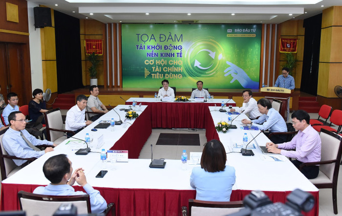 Các chuyên gia nhận định thị trường tài chính tiêu dùng tại Việt Nam còn rất nhiều tiềm năng. ảnh: LH. Các chuyên gia nhận định thị trường tài chính tiêu dùng tại Việt Nam còn rất nhiều tiềm năng. ảnh: LH.