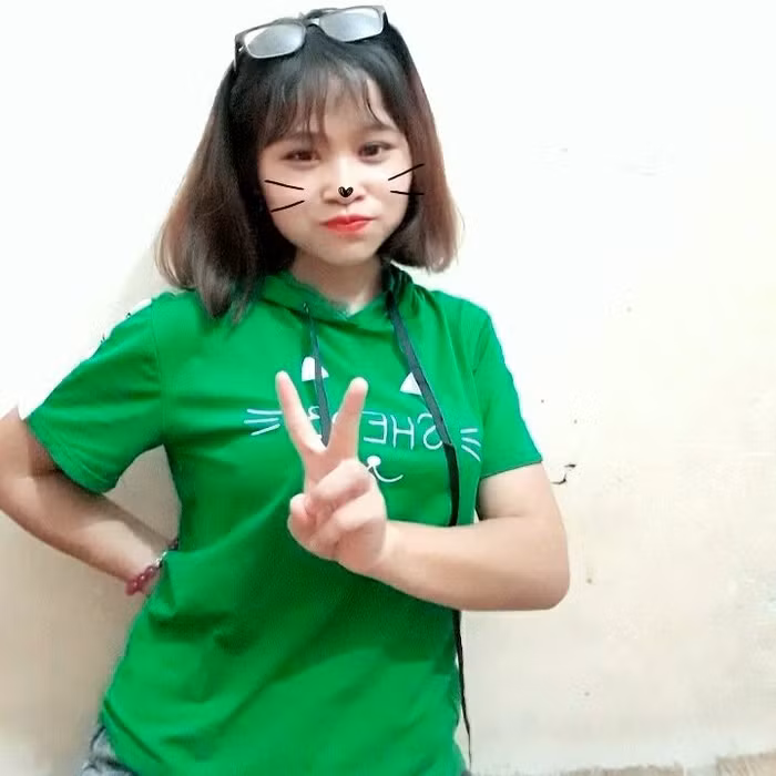 Lò Thị Chúa (dân tộc Mông - tỉnh Hà Giang) lớp Đại học Văn - Truyền thông K2 - Đại học Tân Trào ước mơ được làm cô giáo dạy Văn cho trẻ em khó khăn (Ảnh: BM).